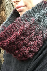 3-D Cowl (Knit)